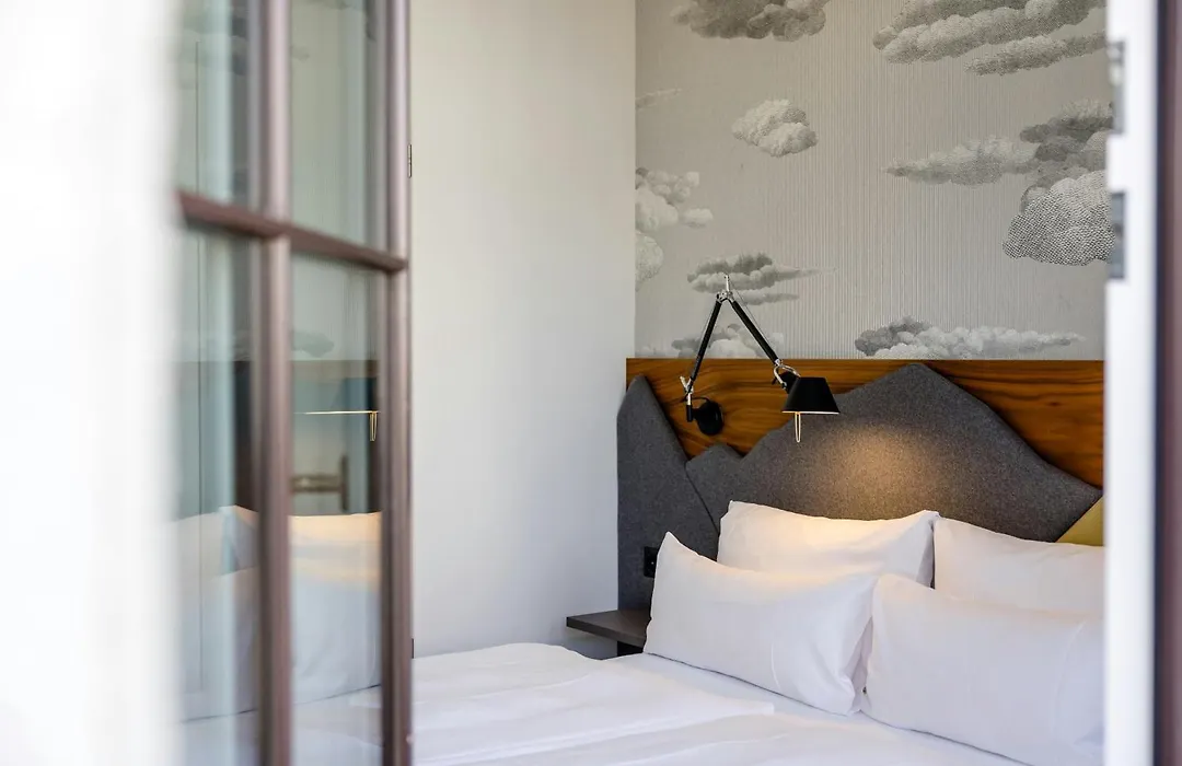 Motel One Zuerich-1